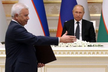 Oligarchs Receive Billions in Dividends Capitalizing on Russia’s War Economy Oligarchs Receive Billions in Dividends Capitalizing on Russia’s War Economy