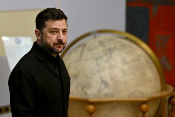 Ukrainian President Volodymyr Zelenskyy arrives at the Palace of Serbia in Belgrade for a meeting with Serbian President Aleksandar Vučić on August 8, 2026. (Source: Getty Images) Ukrainian President Volodymyr Zelenskyy arrives at the Palace of Serbia in Belgrade for a meeting with Serbian President Aleksandar Vučić on August 8, 2026. (Source: Getty Images)