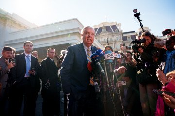 Zelenskyy To Lindsey Graham: The President of Ukraine Won’t Be Elected in Washington