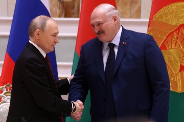 Putin Sends Russia-Belarus Defense Treaty to Parliament for Approval Putin Sends Russia-Belarus Defense Treaty to Parliament for Approval