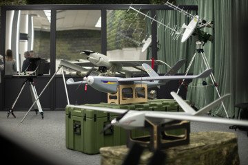 Ucrania lanzará líneas de producción de armas en el extranjero, confirma Zelenskyy Ucrania lanzará líneas de producción de armas en el extranjero, confirma Zelenskyy