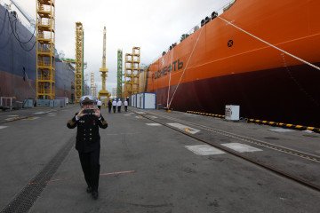 Ukraine Expands Sanctions: 57 Russian Tanker Captains and Cultural Officials Targeted