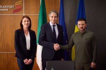 Zelenskyy Meets Prime Minister Harris in Ireland to Discuss Humanitarian Initiatives and Security Cooperation