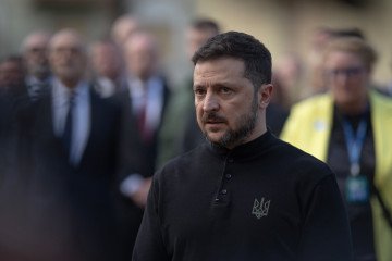 Ucrania está preparada para un alto el fuego total a partir de ahora, dice Zelenskyy a Trump en una llamada telefónica