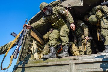 Russia Claims It’s Recruiting Ukrainian POWs to Fight—A Violation of Geneva Conventions