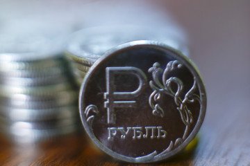 Russian Business Earnings Plummet to Lowest Point Since the 2020 Pandemic Russian rubles. (Source: Getty Images)