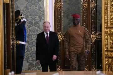 How Much Gold Is Russia Bleeding from Africa to Fund Its War?