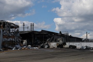 A warehouse remains damaged by a Russian drone strike on August 28, 2026 in Vyshneve, Kyiv region, Ukraine. (Source: Getty Images) A warehouse remains damaged by a Russian drone strike on August 28, 2026 in Vyshneve, Kyiv region, Ukraine. (Source: Getty Images)