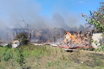 Russian Shelling in Donetsk Leaves Four Dead and Seven Injured, Officials Report