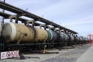 EU Proposes Sanctions on Three Firms Supplying Fake Flags to Russia’s Shadow Fleet