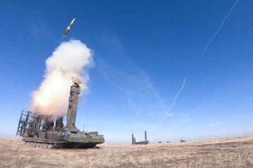 Ukrainian Drones Wipe Out Russian S-300V Air Defense System, Video