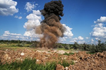 Un misil ruso alcanza una base de entrenamiento militar ucraniana, matando al menos a 12 soldados e hiriendo a docenas