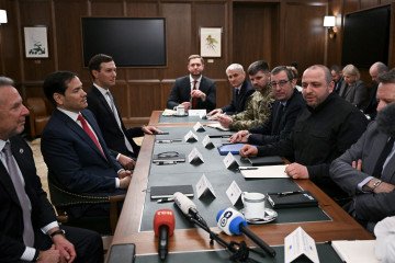 (L/R) Steve Witkoff, US Secretary of State Marco Rubio, and Jared Kushner listen as Rustem Umerov (R) speaks while leading the Ukrainian delegation during a meeting in Hallandale Beach, Florida, on November 30, 2025. (Source: Getty Images) (L/R) Steve Witkoff, US Secretary of State Marco Rubio, and Jared Kushner listen as Rustem Umerov (R) speaks while leading the Ukrainian delegation during a meeting in Hallandale Beach, Florida, on November 30, 2025. (Source: Getty Images)