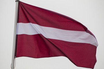 841 Russians Face Expulsion from Latvia Under New Language and Residency Requirements
