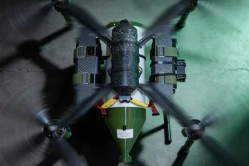 A Ukrainian-made Ptashka fiber-optic FPV drone equipped with a munition. (Source: PTASHKA DRONES)