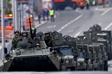 Moscow Orders Rapid Reinforcements to Russian Base in Armenia Russian soldiers