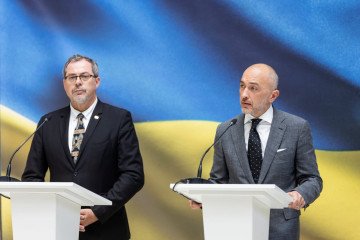 Ukraine's Ambassador to the Holy See Andrii Yurash and National Bank of Ukraine Governor Andrii Pyshnyy. (Source: National Bank of Ukraine)