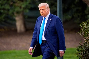 Trump insta a Rusia a detener los bombardeos en Ucrania