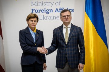 Ukraine Received Western Weapons With Permission to Strike Russia, Says Latvian Minister