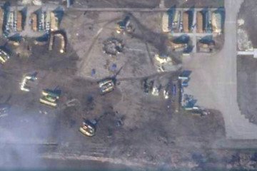 Russia Strengthens Military Airfields Near Ukrainian Border With New Air Defense Systems and Hangars Russia Strengthens Military Airfields Near Ukrainian Border With New Air Defense Systems and Hangars