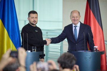 Zelenskyy Set To Visit Germany and Address Bundestag for the First Time In-Person Zelenskyy Set To Visit Germany and Address Bundestag for the First Time In-Person