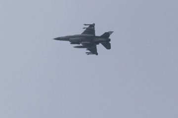 Netherlands Discusses New F-16 Support for Ukraine. Zelenskyy Highlights Their Role Against Shaheds An F-16 fighter jet. (Source: Getty Images)
