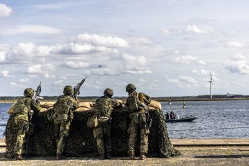 Bundeswehr harbour protection units secure the port during the Quadriga 2025 military exercises on September 4, 2025 in Rostock, Germany. Illustrative photo. (Source: Getty Images)