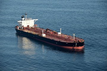 Greek Tankers Reportedly Abandon Russian Oil Trade as US Sanctions Hit Moscow’s Energy Lifeline