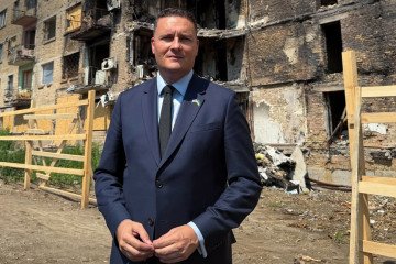 Newly appointed UK Defense Secretary Wes Streeting during his first official visit to Kyiv. (Source: Suspilne)