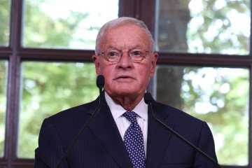 US Envoy Kellogg Was Reportedly En Route to Poland as Russian Drones Violated Airspace