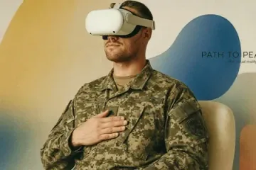 Ukrainian serviceman undergoes a virtual reality therapy session as part of a mental health rehabilitation program designed for veterans and civilians affected by Russia’s war against Ukraine. (Source: Aspichi)