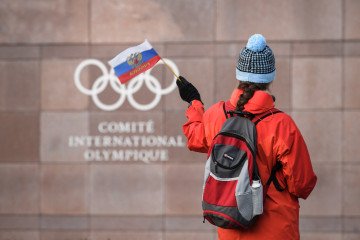 Ukraine Sanctions 10 Russian Sports Figures Over Support for War
