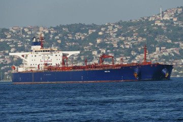 Million Barrels of Russian Oil Stuck Off India’s Coast as Sanctions Disrupt Delivery Million Barrels of Russian Oil Stuck Off India’s Coast as Sanctions Disrupt Delivery