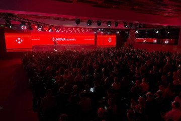 The inaugural NOVA Summit on March 19 gathered over 700 entrepreneurs as the Ukrainian logistics giant unveiled plans to become a top 20 global player by 2030. (Source: United24 Media)