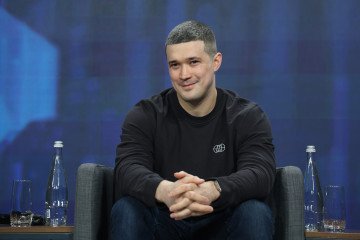 Ukraine to Deploy Drone Swarms and Thousands of Robotic Ground Vehicles to Frontlines in 2025 Ukraine to Deploy Drone Swarms and Thousands of Robotic Ground Vehicles to Frontlines in 2025