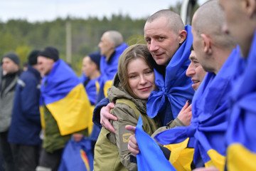 Ukrainian military personnel, released from Russian captivity during the third 2026 swap, return to Ukraine on March 6, 2026. (Source: Getty Images) Ukrainian military personnel, released from Russian captivity during the third 2026 swap, return to Ukraine on March 6, 2026. (Source: Getty Images)