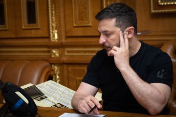 Zelenskyy apoya el cese de los ataques a infraestructuras civiles en las conversaciones con Trump Zelenskyy apoya el cese de los ataques a infraestructuras civiles en las conversaciones con Trump