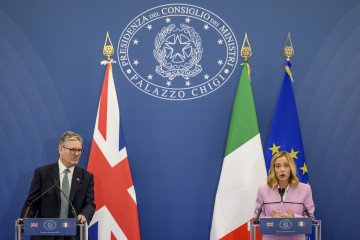 UK Prime Minister Starmer Pushes for Support on Long-Range Missiles for Ukraine in Italy Talks UK Prime Minister Starmer Pushes for Support on Long-Range Missiles for Ukraine in Italy Talks