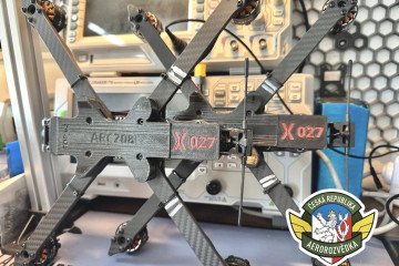 Ukrainian Forces Receive New Czech AI Drone That Can Identify Tanks, IFVs, and Trucks for Strikes