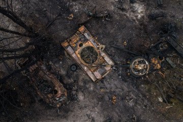 Destroyed Russian military equipment in the center of Izyum, Ukraine, on September 14, 2022. (Source: Getty Images) Destroyed Russian military equipment in the center of Izyum, Ukraine, on September 14, 2022. (Source: Getty Images)