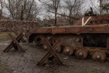 A destroyed tank with Russia’s war symbol “V” on it, in the village of Bohorodychne, Donetsk region, January 27, 2024. (Source: Getty Images) A destroyed tank with Russia’s war symbol “V” on it, in the village of Bohorodychne, Donetsk region, January 27, 2024. (Source: Getty Images)