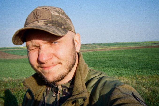 You Hand Ukrainian Soldiers Disposable Cameras. They Show You the War You Rarely See