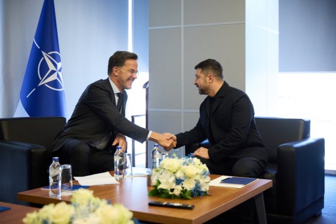 Líderes de la OTAN y el presidente de Ucrania durante la cumbre de Ankara de 2026.
