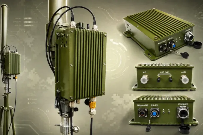 Ukraine’s R-2200 broadband radio station, designed to maintain digital communications without relying on LTE or satellite networks.