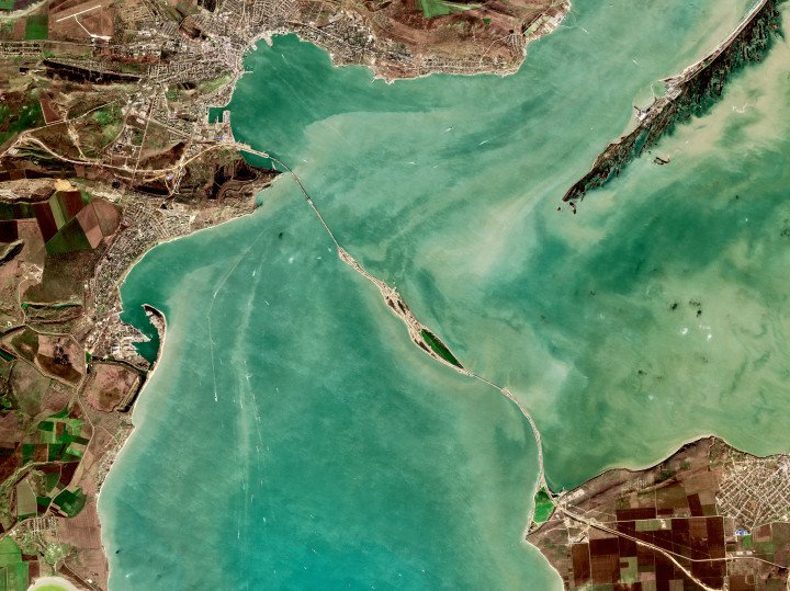 KERCH STRAIT - MARCH 5, 2018: Russia’s illegal Crimean Bridge under construction crossing the Kerch Strait. (Photo by Copernicus Sentinel Data 2018/Orbital Horizon/Gallo Images/Getty Images) KERCH STRAIT - MARCH 5, 2018: Russia’s illegal Crimean Bridge under construction crossing the Kerch Strait. (Photo by Copernicus Sentinel Data 2018/Orbital Horizon/Gallo Images/Getty Images)