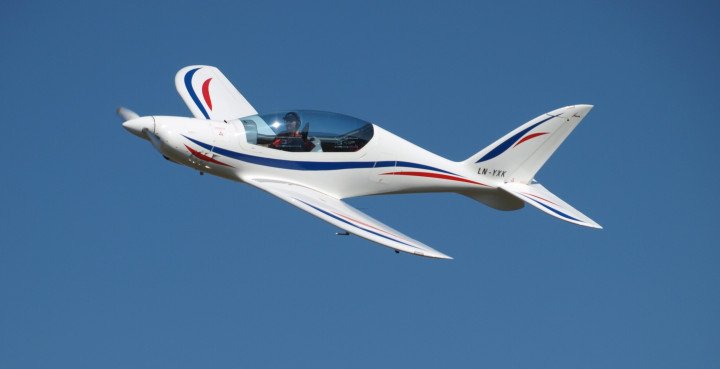 SHARK light aircraft in flight. Designed for long-endurance missions, now adapted for electronic warfare and UAV defense. (Source: Wikipedia) SHARK light aircraft in flight. Designed for long-endurance missions, now adapted for electronic warfare and UAV defense. (Source: Wikipedia)