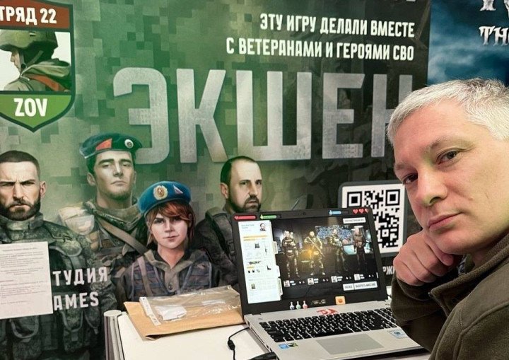 Alexander Tolkach posing with Squad 22 ZOV gaming. (Source: The Unintelligence Agency) Alexander Tolkach posing with Squad 22 ZOV gaming. (Source: The Unintelligence Agency)