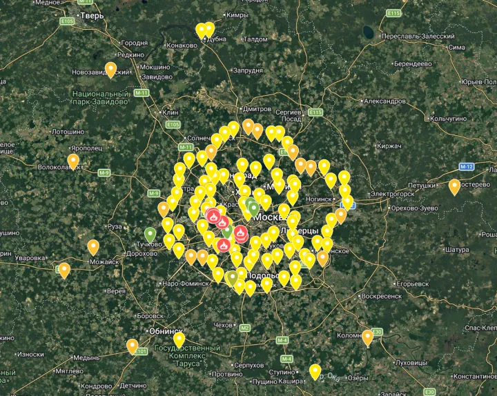 Map showing Russia’s layered air defense positions in and around Moscow, including four defensive rings protecting the capital. (Source: X/@jembobineuse)