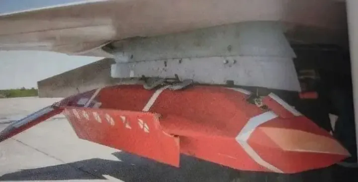 S-71K “Kover” cruise missile mounted under a Russian Su-57 fighter during ground display, 2025. (Source: open sources)