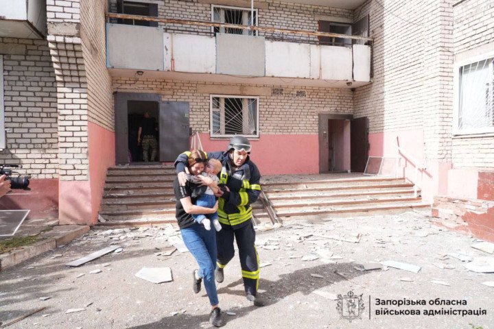 The aftermath of Russia’s attack on Ukraine’s Zaporozhzhia city with guided aerial bombs, October 1, 2024. (Source: The Zaporizhzhia Region Military Administration)